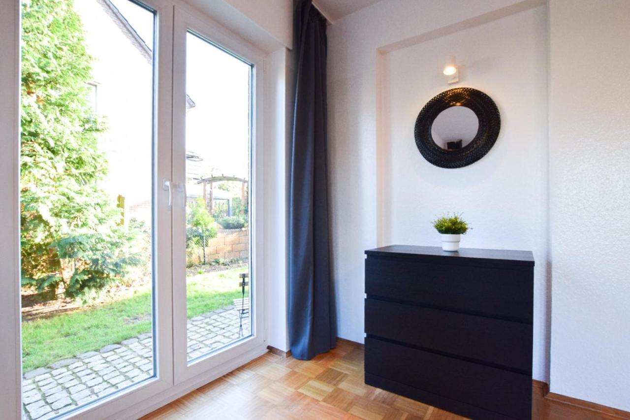 Raj Living - 1 , 3 And 4 Room Apartments - 20 Min Messe Dus & Airport Dus Мербуш Экстерьер фото