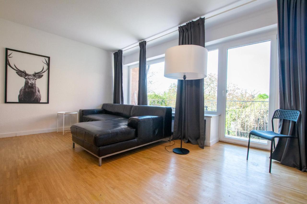 Raj Living - 1 , 3 And 4 Room Apartments - 20 Min Messe Dus & Airport Dus Мербуш Экстерьер фото