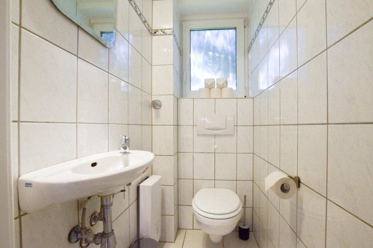 Raj Living - 1 , 3 And 4 Room Apartments - 20 Min Messe Dus & Airport Dus Мербуш Экстерьер фото