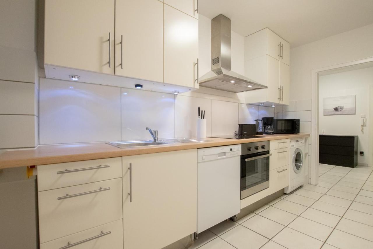 Raj Living - 1 , 3 And 4 Room Apartments - 20 Min Messe Dus & Airport Dus Мербуш Экстерьер фото