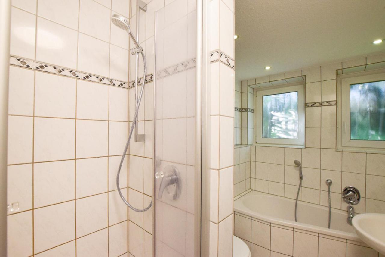 Raj Living - 1 , 3 And 4 Room Apartments - 20 Min Messe Dus & Airport Dus Мербуш Экстерьер фото