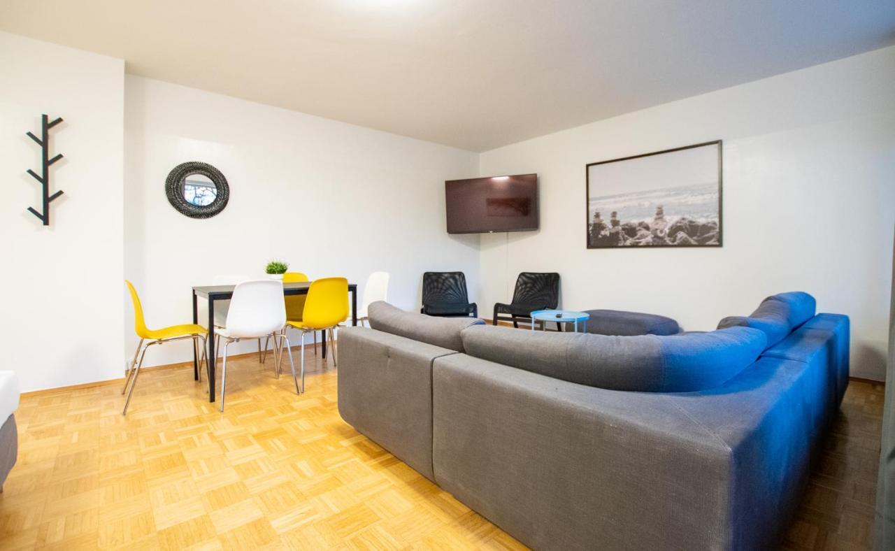 Raj Living - 1 , 3 And 4 Room Apartments - 20 Min Messe Dus & Airport Dus Мербуш Экстерьер фото