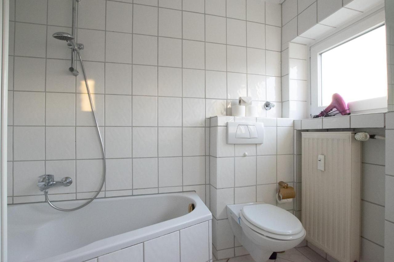 Raj Living - 1 , 3 And 4 Room Apartments - 20 Min Messe Dus & Airport Dus Мербуш Экстерьер фото