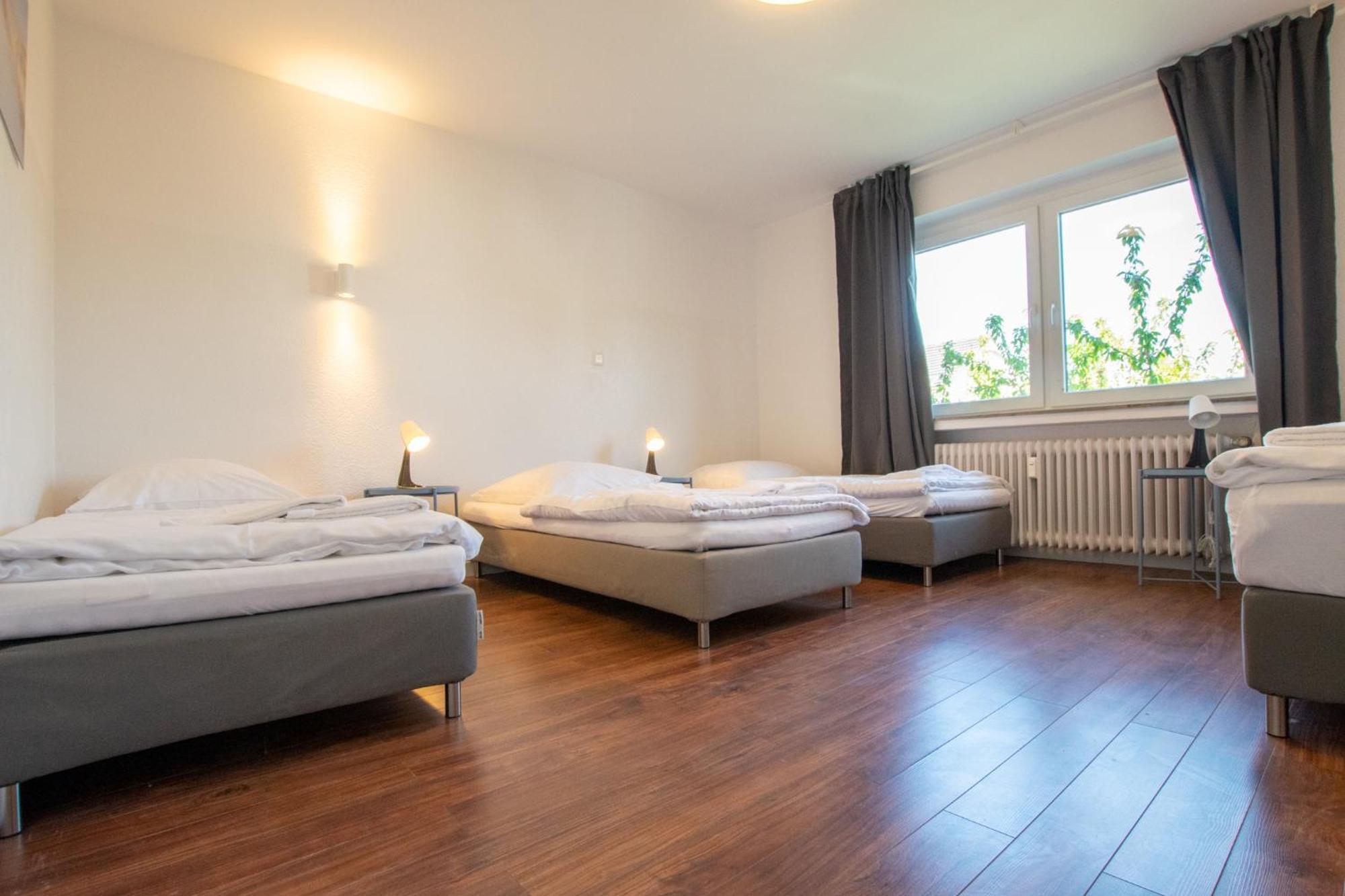 Raj Living - 1 , 3 And 4 Room Apartments - 20 Min Messe Dus & Airport Dus Мербуш Экстерьер фото