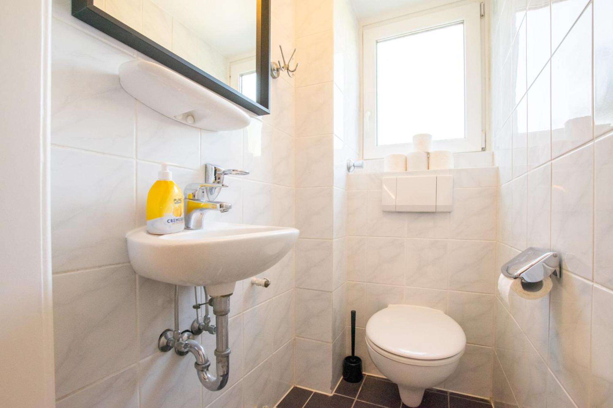 Raj Living - 1 , 3 And 4 Room Apartments - 20 Min Messe Dus & Airport Dus Мербуш Экстерьер фото