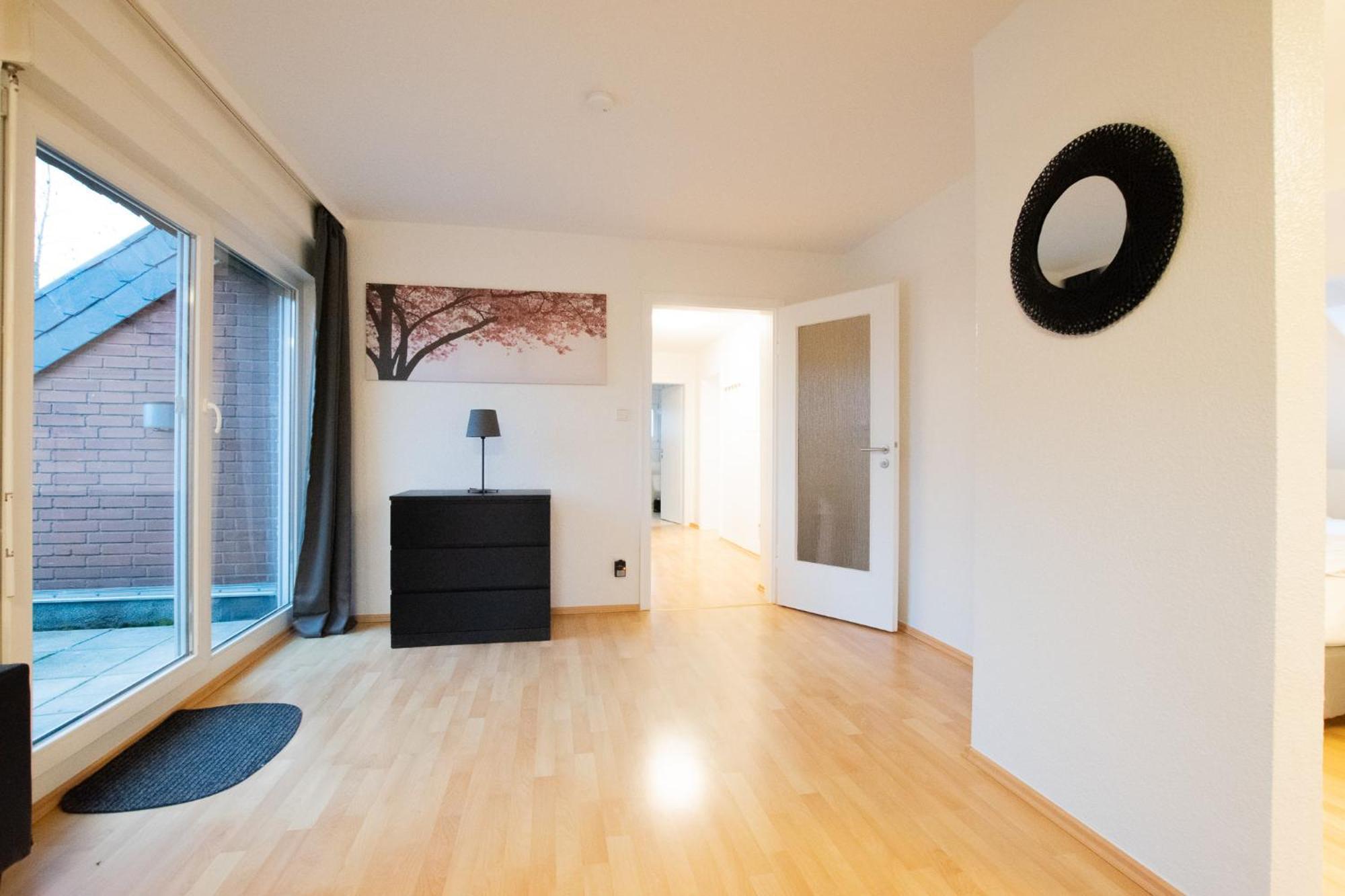 Raj Living - 1 , 3 And 4 Room Apartments - 20 Min Messe Dus & Airport Dus Мербуш Экстерьер фото