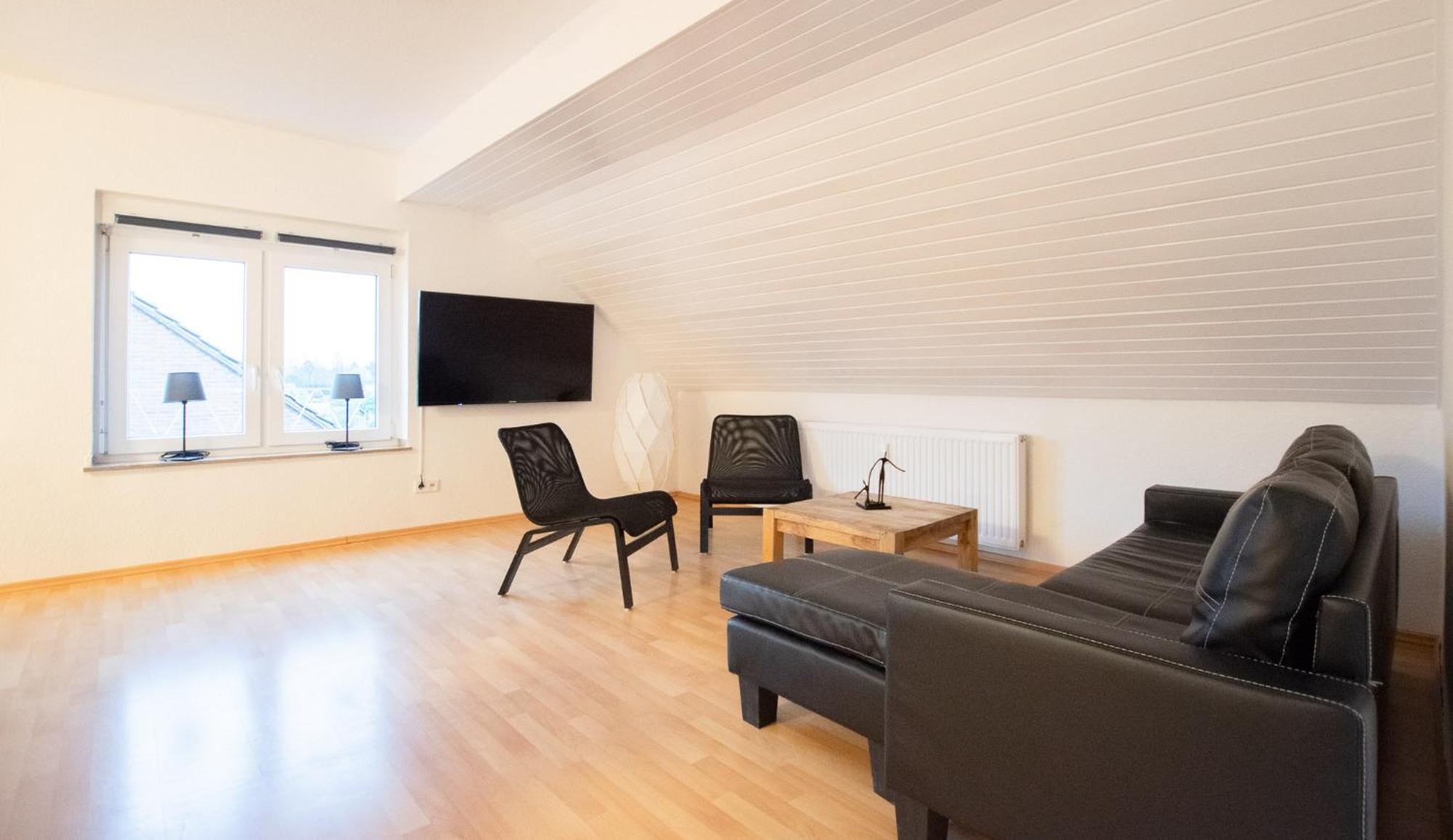 Raj Living - 1 , 3 And 4 Room Apartments - 20 Min Messe Dus & Airport Dus Мербуш Экстерьер фото