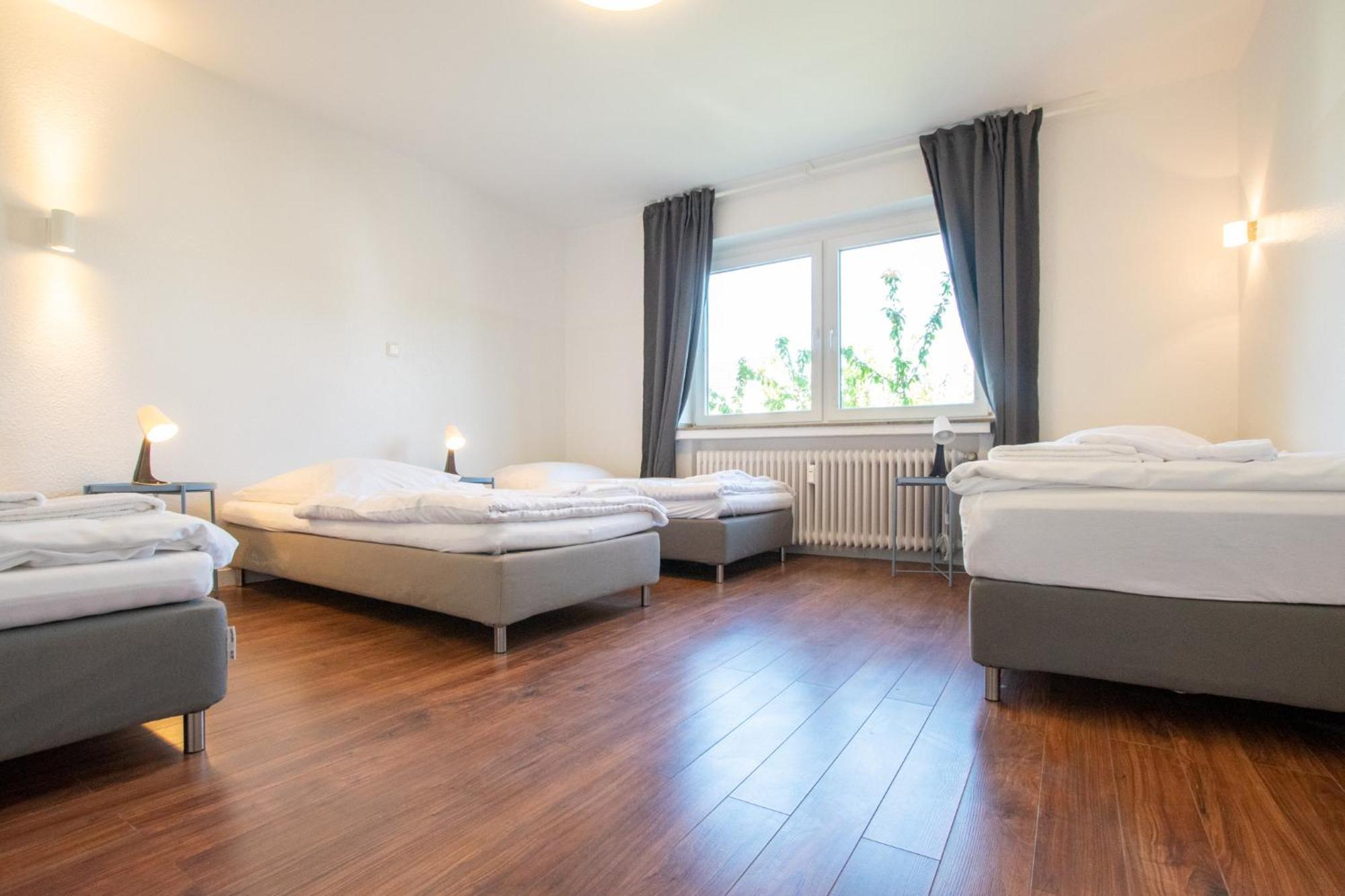 Raj Living - 1 , 3 And 4 Room Apartments - 20 Min Messe Dus & Airport Dus Мербуш Экстерьер фото